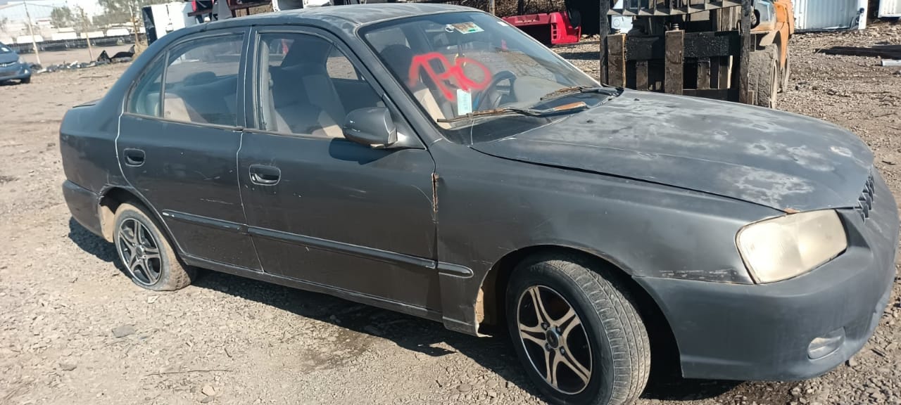  Hyundai ACCENT 2000    EN DESARME